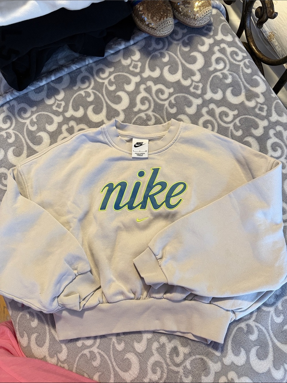 Nike Cream Crewneck Sweatshirt with Green Script Logo
